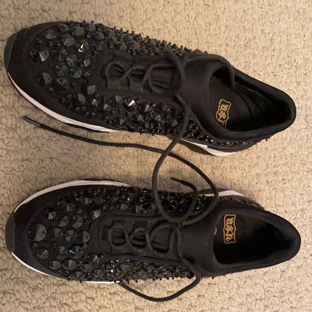 Ash studded sneakers. Worn 1 time. Size 36.